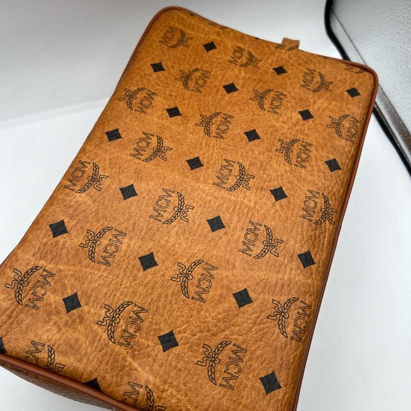 🔥MCM authentic like new travel/ toiletry bag visetos cognac.. super clean🔥 - Picture 9 of 13